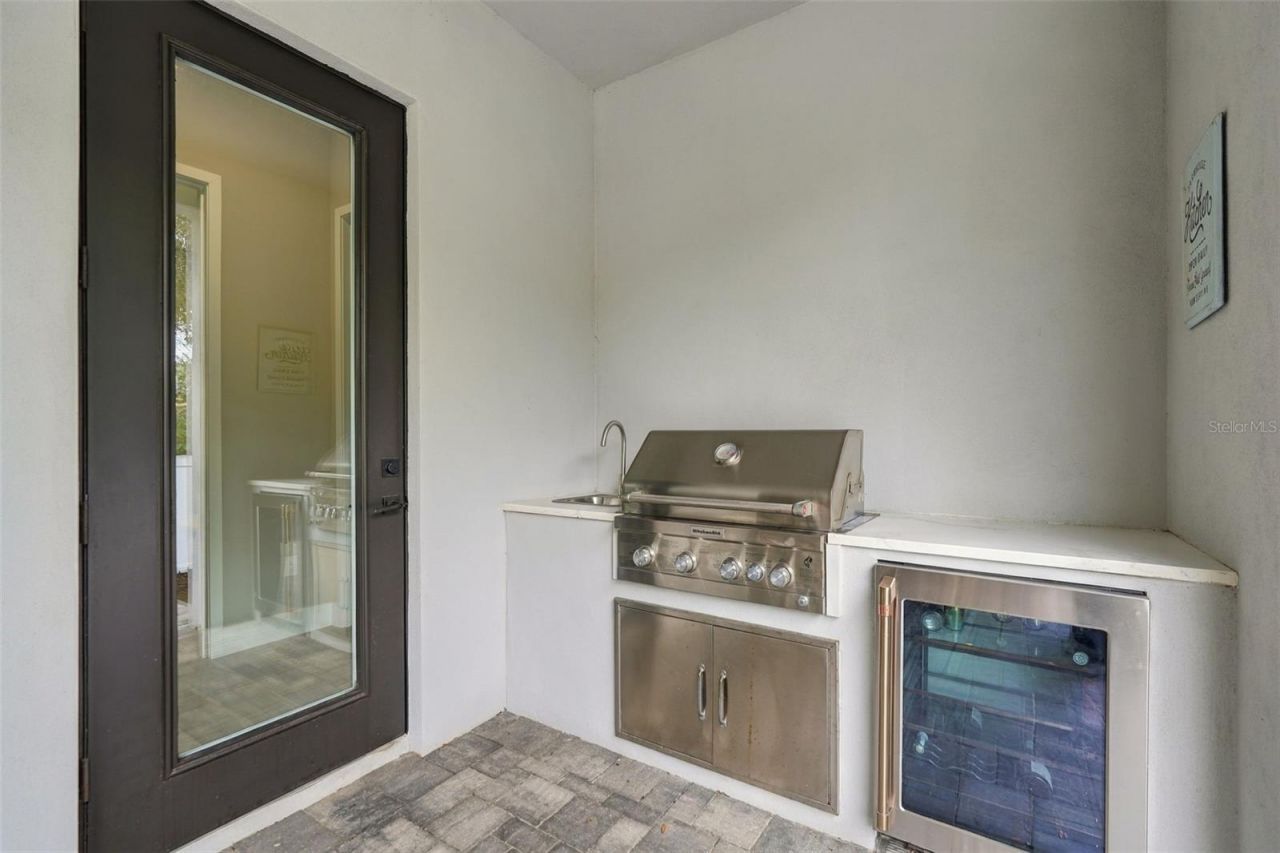 3946 Country View Drive, Sarasota, FL 34233 Photo