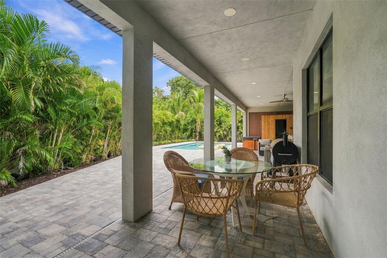 3946 Country View Drive, Sarasota, FL 34233 Photo