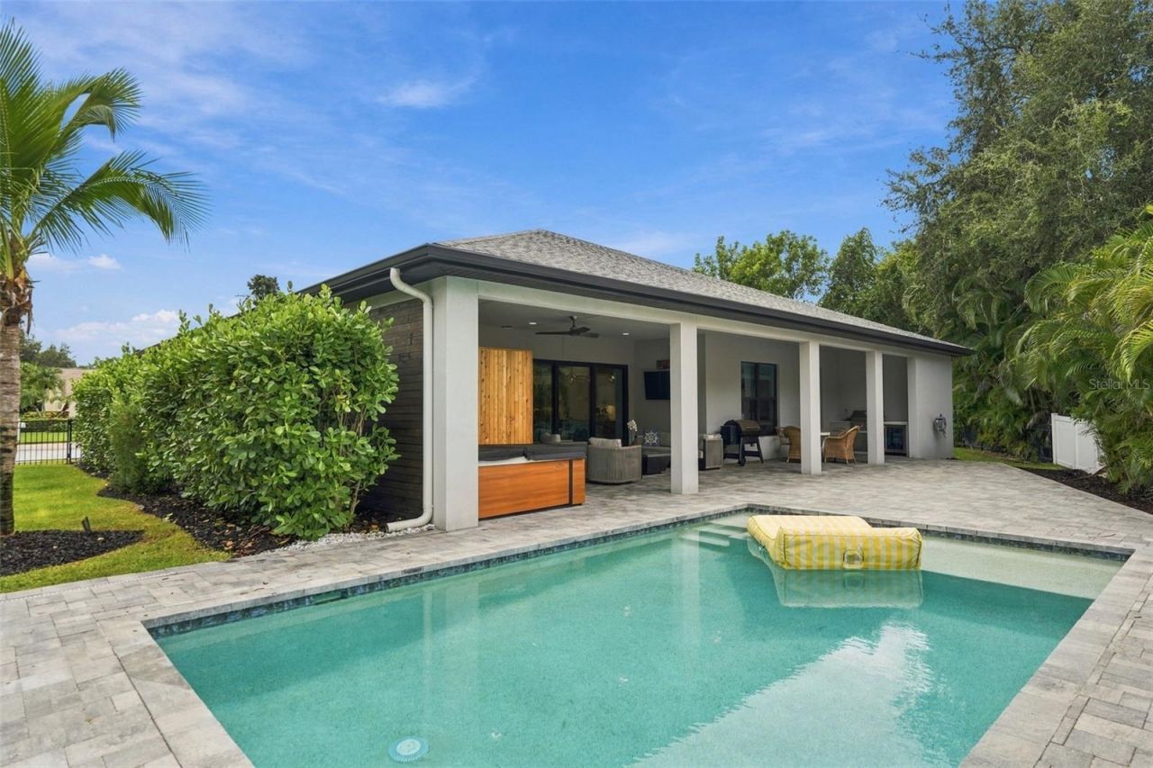 3946 Country View Drive, Sarasota, FL 34233 Photo