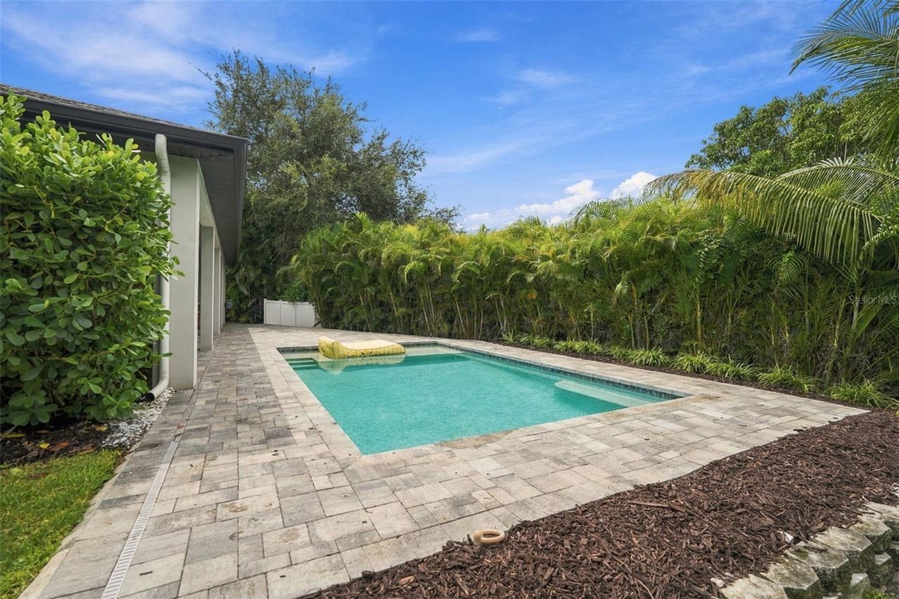 3946 Country View Drive, Sarasota, FL 34233 Photo