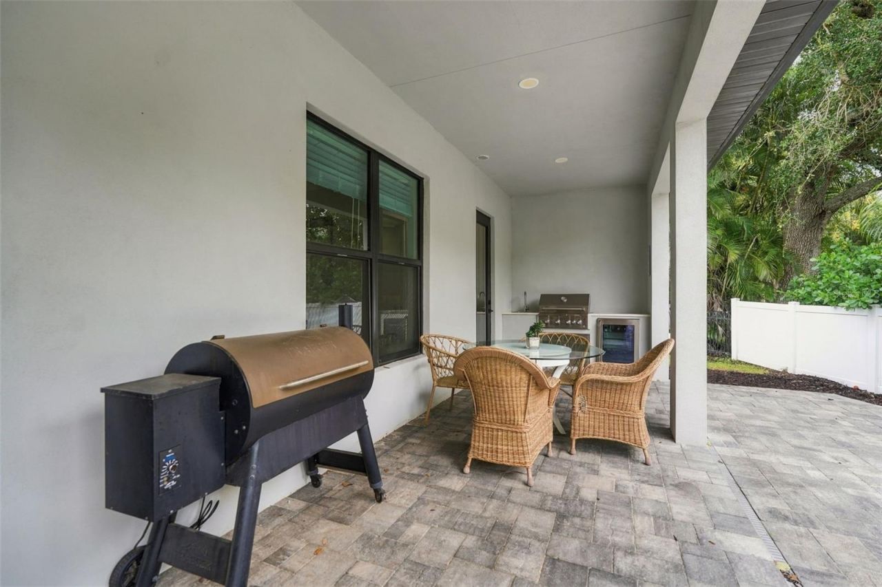 3946 Country View Drive, Sarasota, FL 34233 Photo
