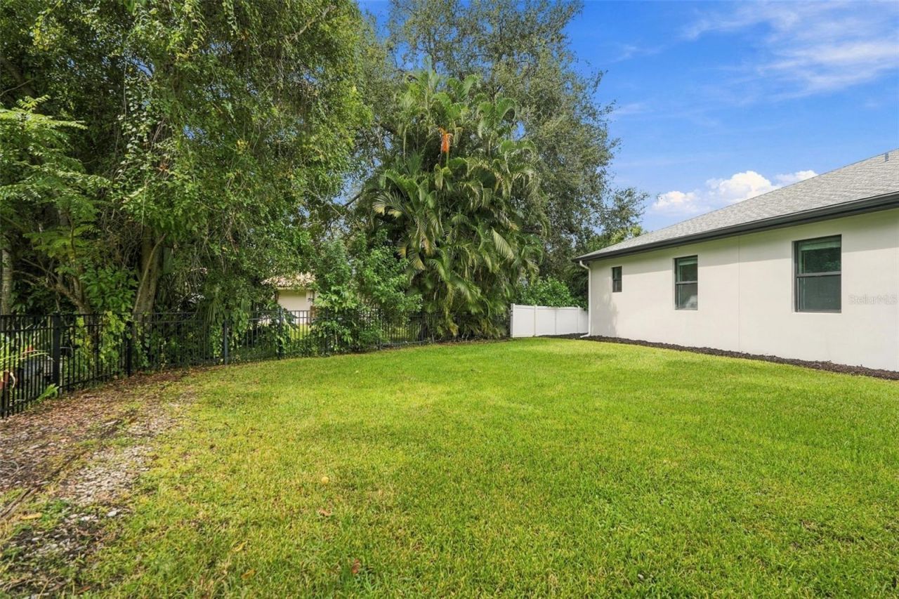 3946 Country View Drive, Sarasota, FL 34233 Photo