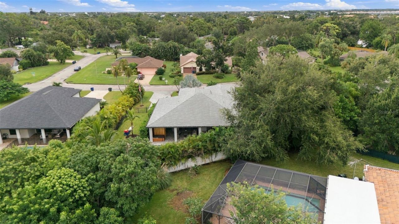 3946 Country View Drive, Sarasota, FL 34233 Photo