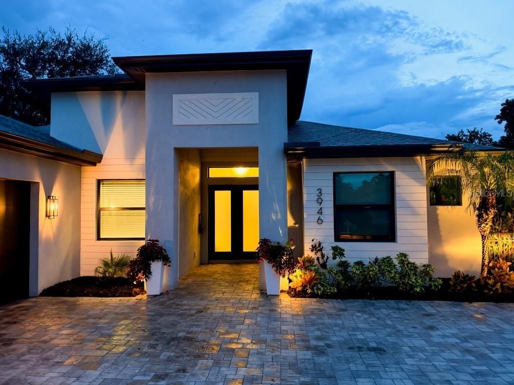 3946 Country View Drive, Sarasota, FL 34233 Photo