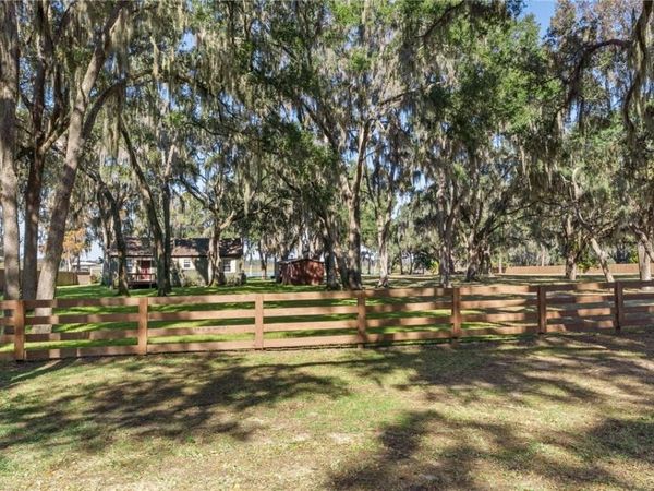 6185 W Riverbend ROAD , Dunnellon, FL 34433