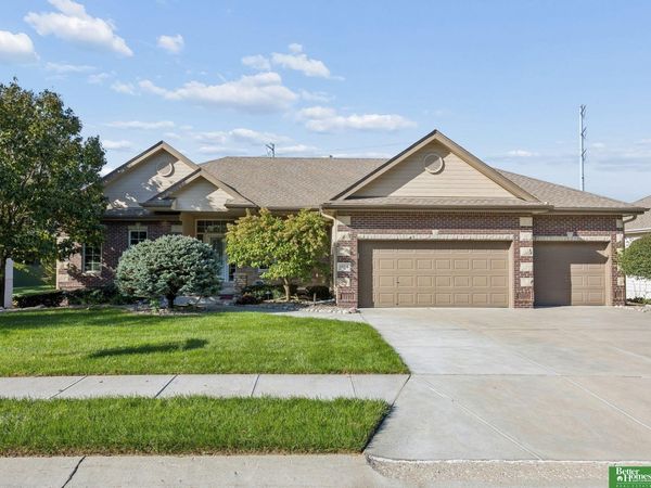 10326 S 179th Street, Omaha, NE 68136