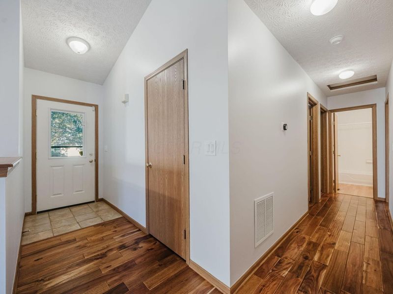 4165 Rishel Court , Grove City, OH 43123 Photo 8