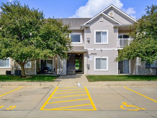 8601 Westown Parkway, Unit 17207, West Des Moines, IA 50266