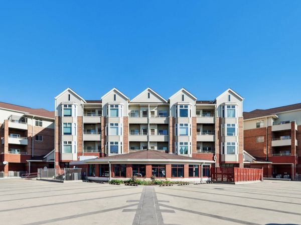 301 Harbour Town Drive, Unit 330, Madison, WI 53717