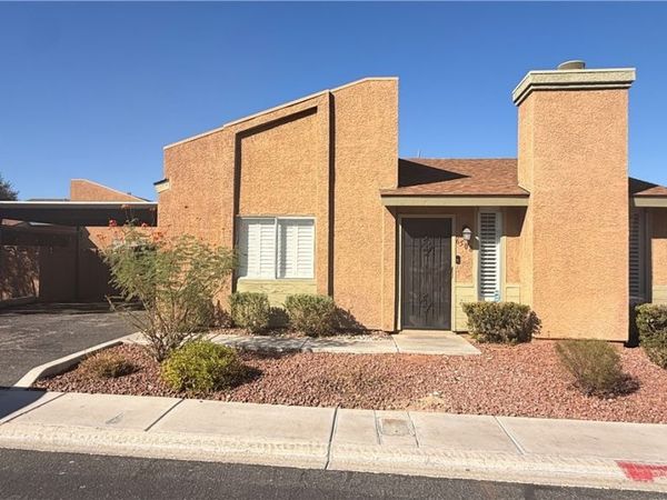 6508 Pinon Pine Way , Las Vegas, NV 89108