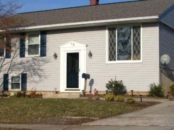 15 GREENVIEW AVENUE , REISTERSTOWN, MD 21136