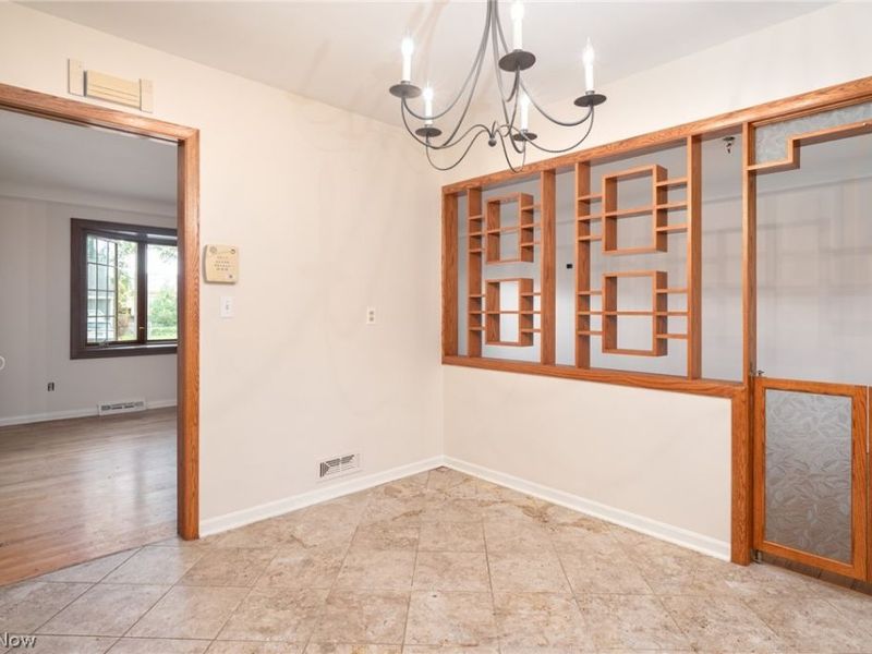 27026 Osborn Road, Bay Village, OH 44140 Photo 12