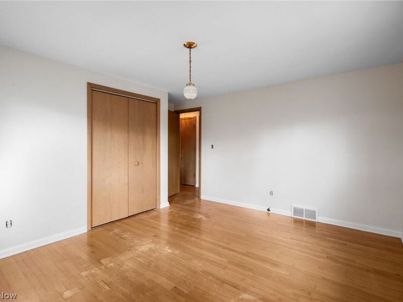 27026 Osborn Road, Bay Village, OH 44140 Photo 17