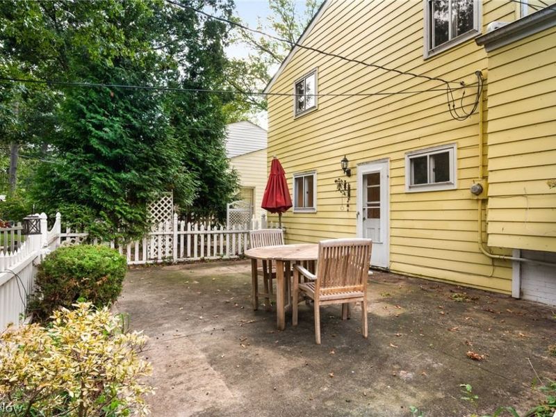 27026 Osborn Road, Bay Village, OH 44140 Photo 33