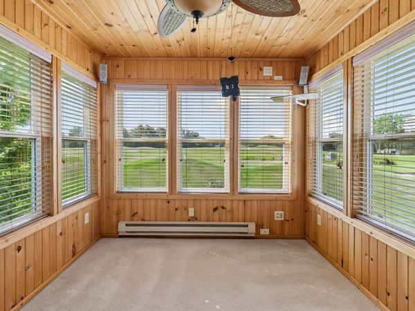 2007 14th Street NE, Faribault, MN 55021