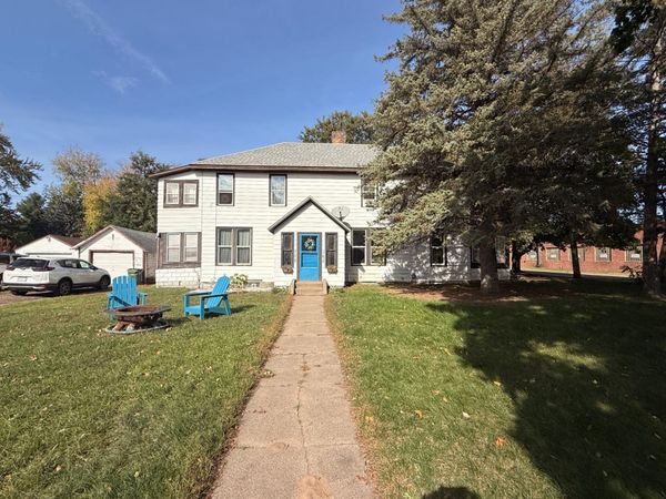 705 2nd Avenue SW, Pine City, MN 55063