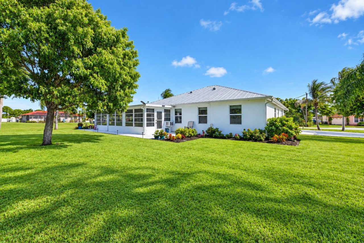 2971 SE Melaleuca Boulevard, Port Saint Lucie, FL 34952 Photo