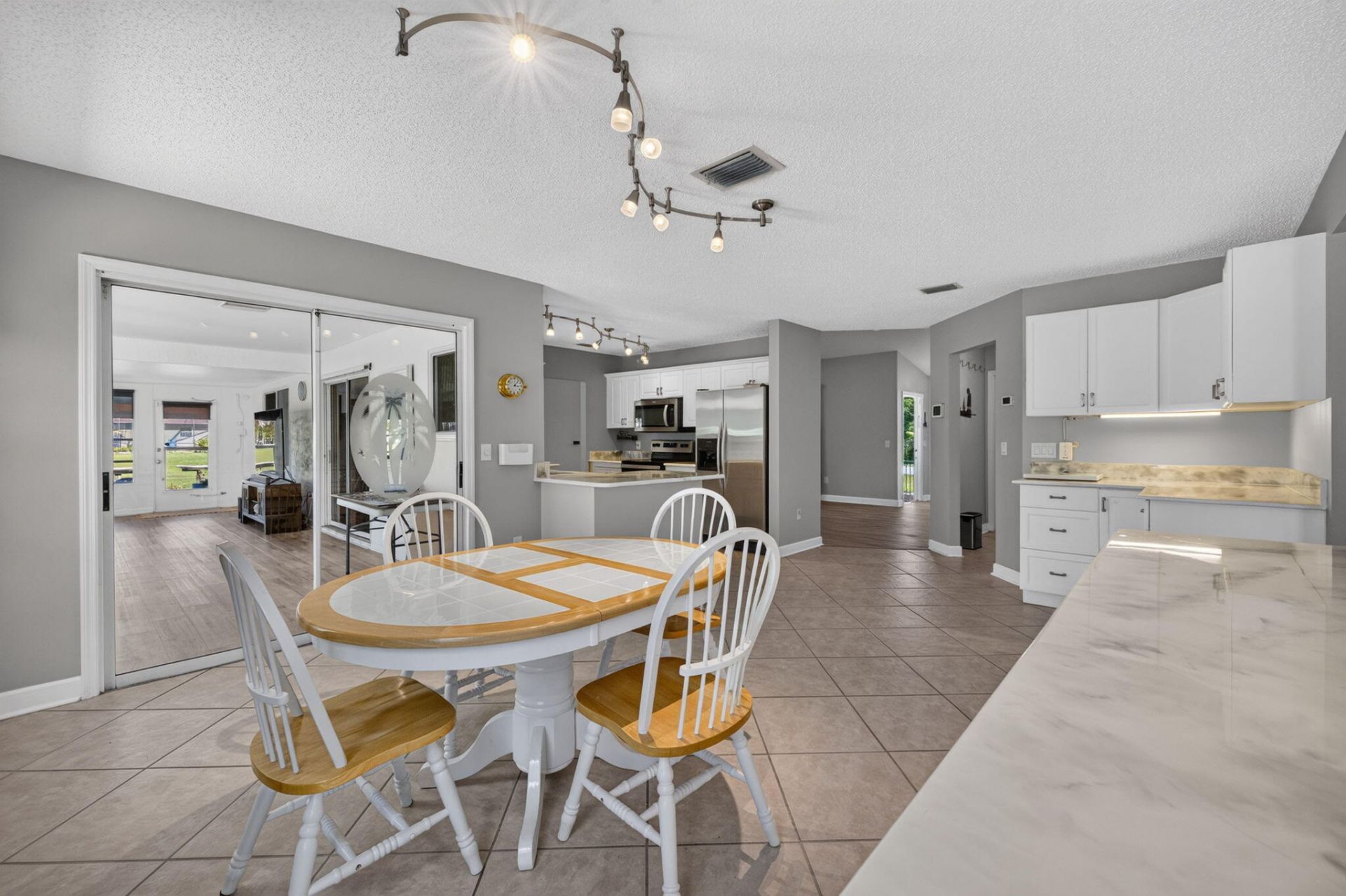 2971 SE Melaleuca Boulevard, Port Saint Lucie, FL 34952 Photo