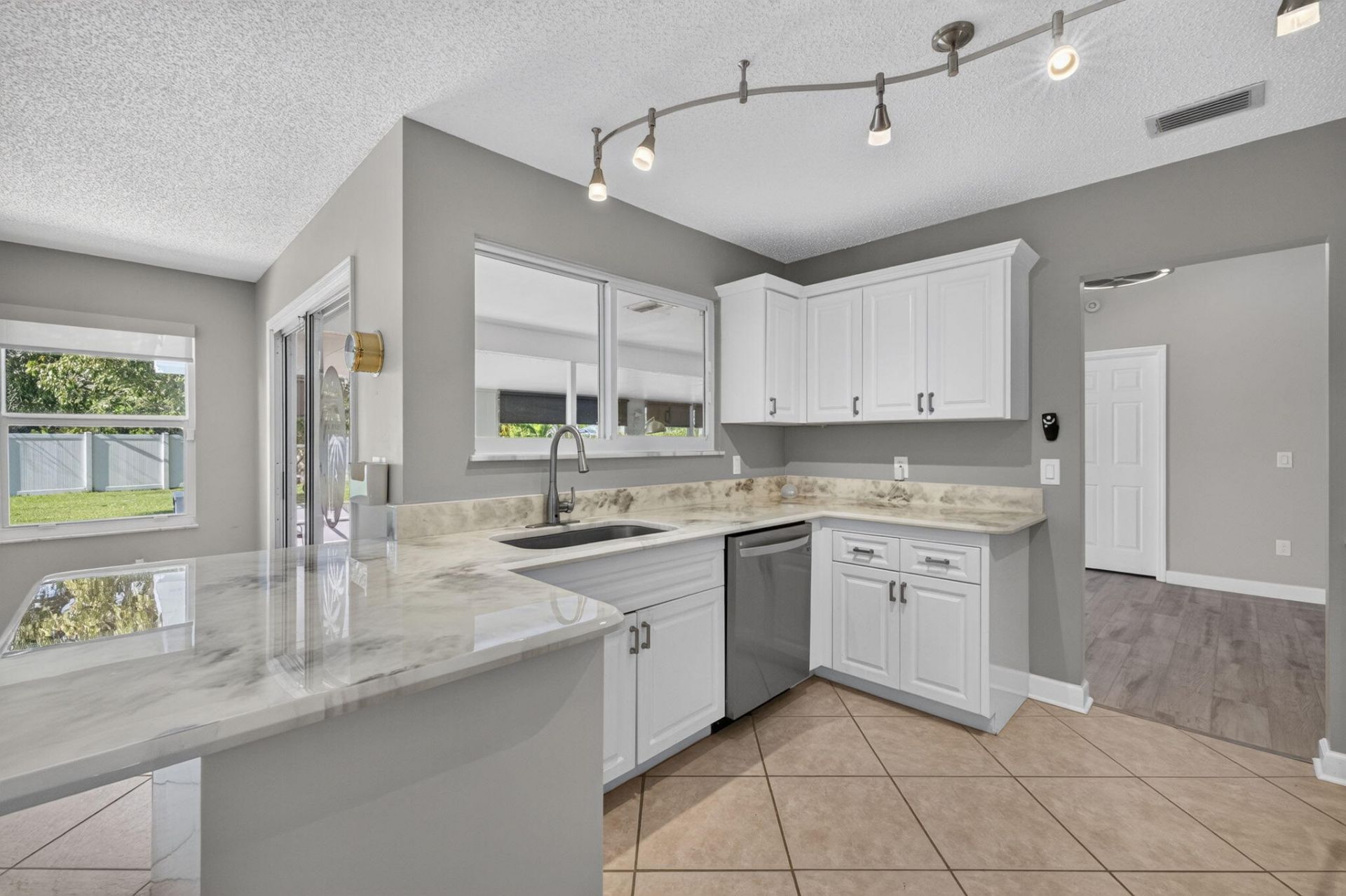 2971 SE Melaleuca Boulevard, Port Saint Lucie, FL 34952 Photo