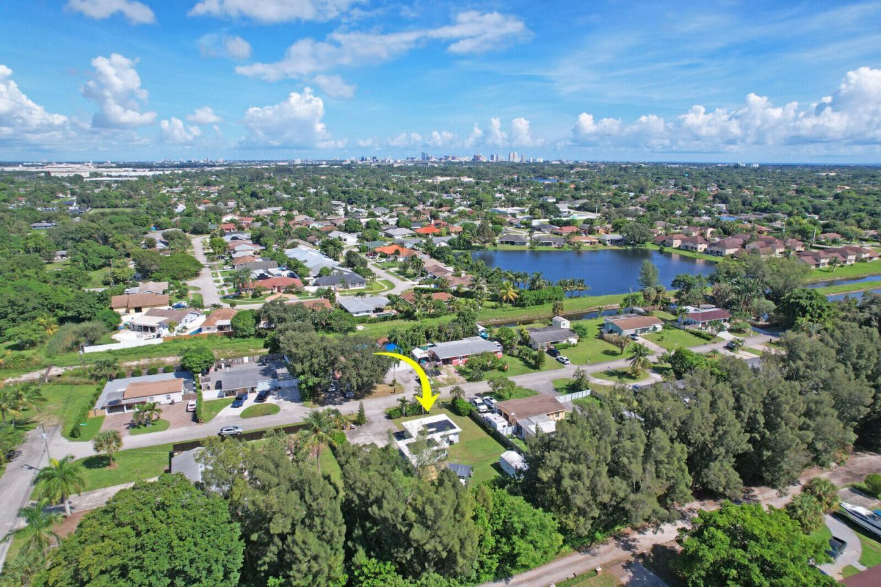 2708 Cherokee Court, West Palm Beach, FL 33406 Photo