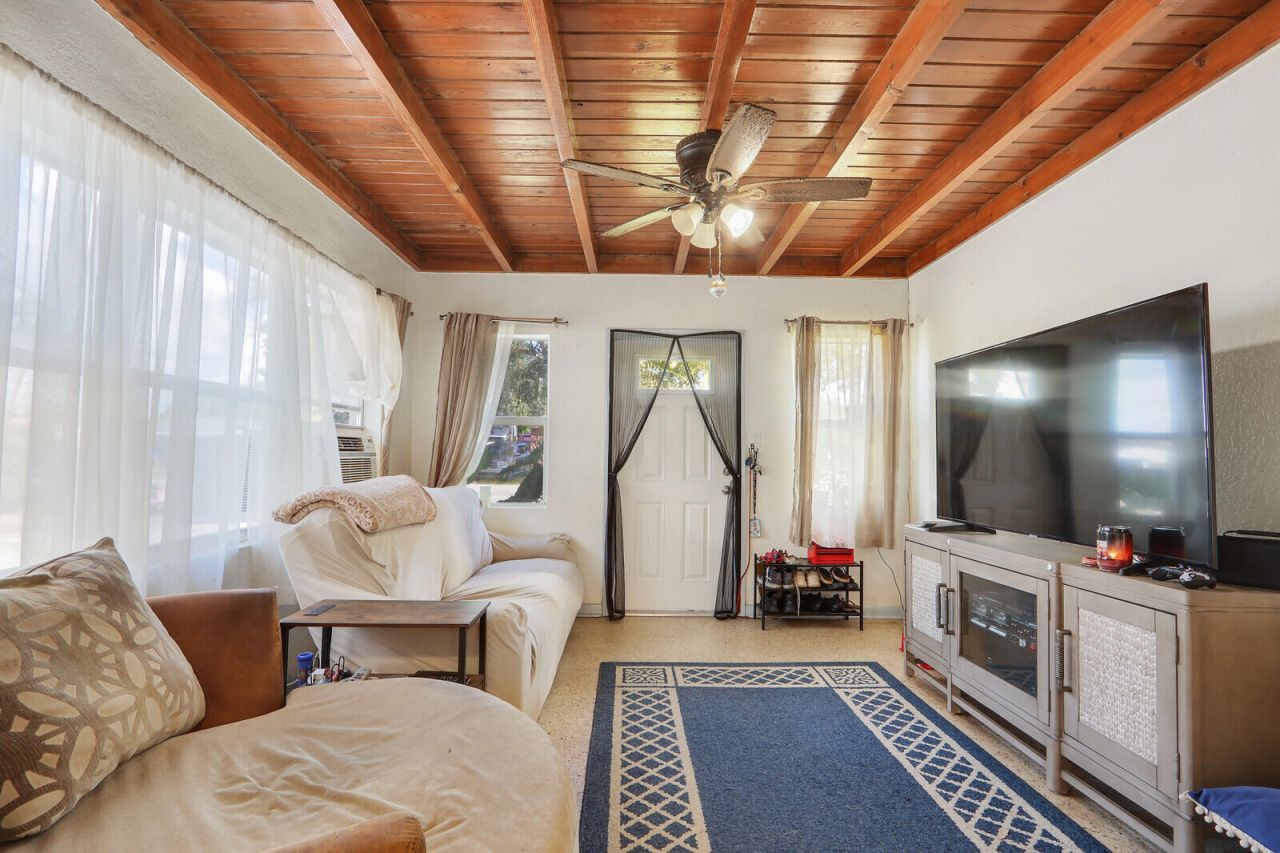 2708 Cherokee Court, West Palm Beach, FL 33406 Photo