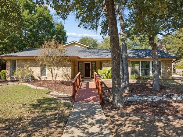 1501 Schumac Lane, Bedford, TX 76022