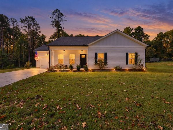662 Grove Street, Barnesville, GA 30204