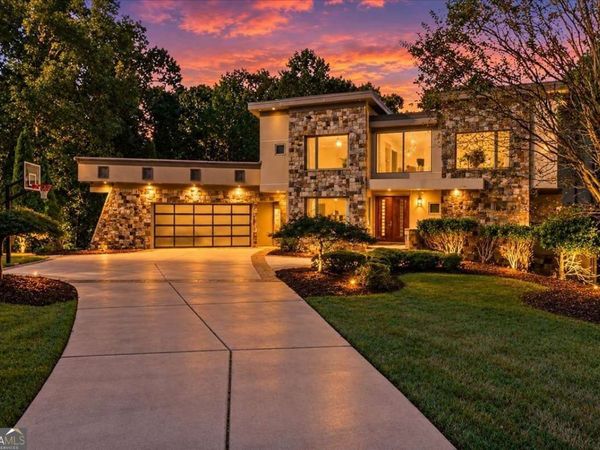 561 Bayberry Crossing Drive, Gainesville, GA 30501