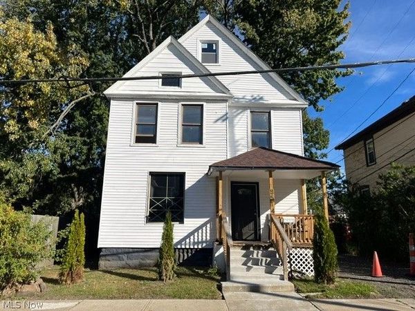 9514 Silk Avenue , Cleveland, OH 44102
