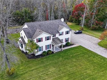 6313 Tuckahoe Road, Williamson, NY 14589