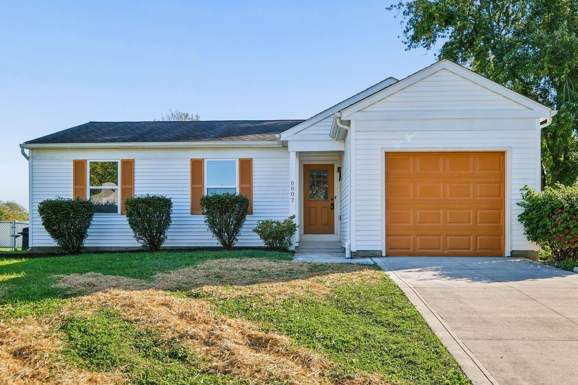 6607 Cedar Court W, Galloway, OH 43119 Main Photo