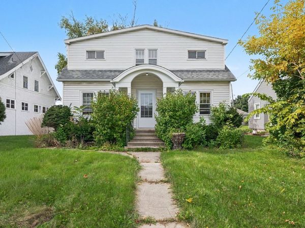 1413 N Richmond Road , McHenry, IL 60050