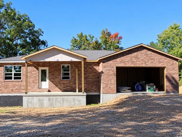 16807 Bergamot , Leopold, MO 63760