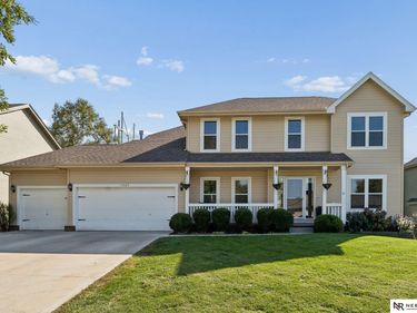 15365 NEBRASKA Avenue, Omaha, NE 68116