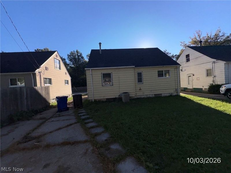 3850 E 190th Street, Cleveland, OH 44122 Photo 3