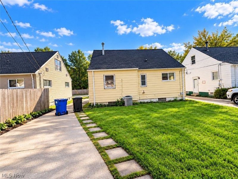3850 E 190th Street, Cleveland, OH 44122 Photo 4