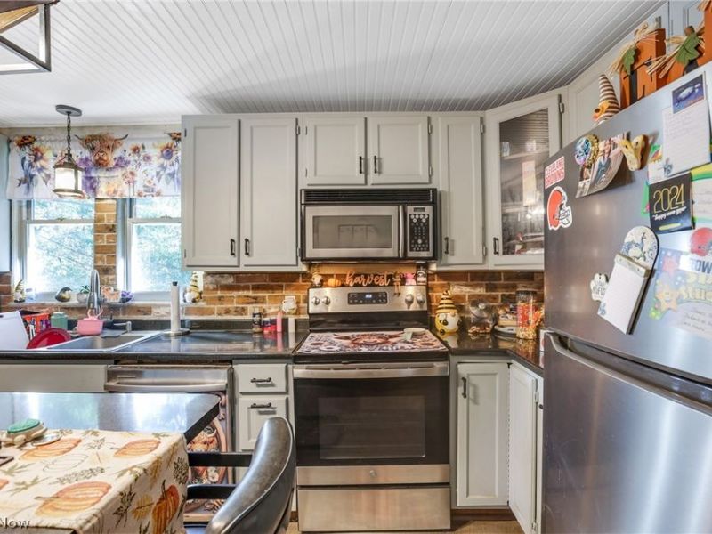 7370 Pinecrest Drive , Zanesville, OH 43701 Photo 12