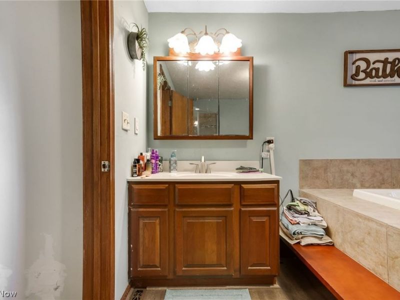 7370 Pinecrest Drive , Zanesville, OH 43701 Photo 22