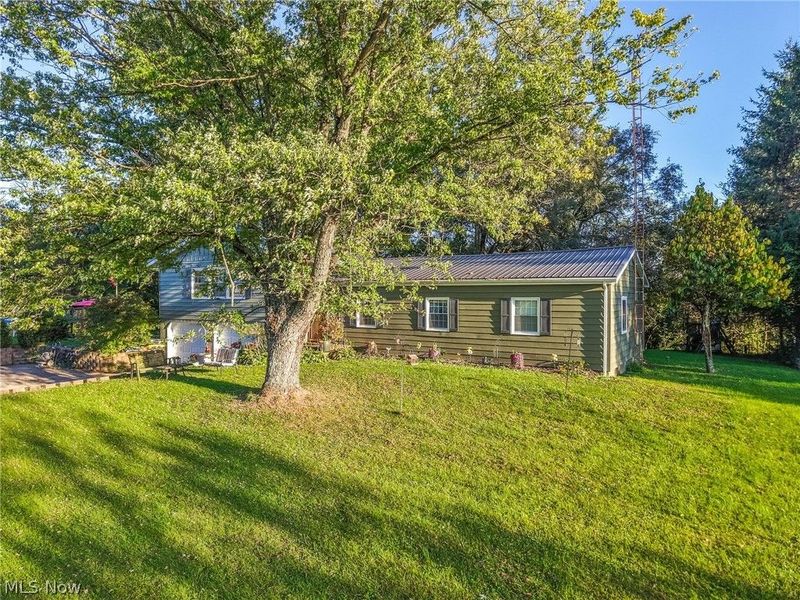 7370 Pinecrest Drive , Zanesville, OH 43701 Photo 3