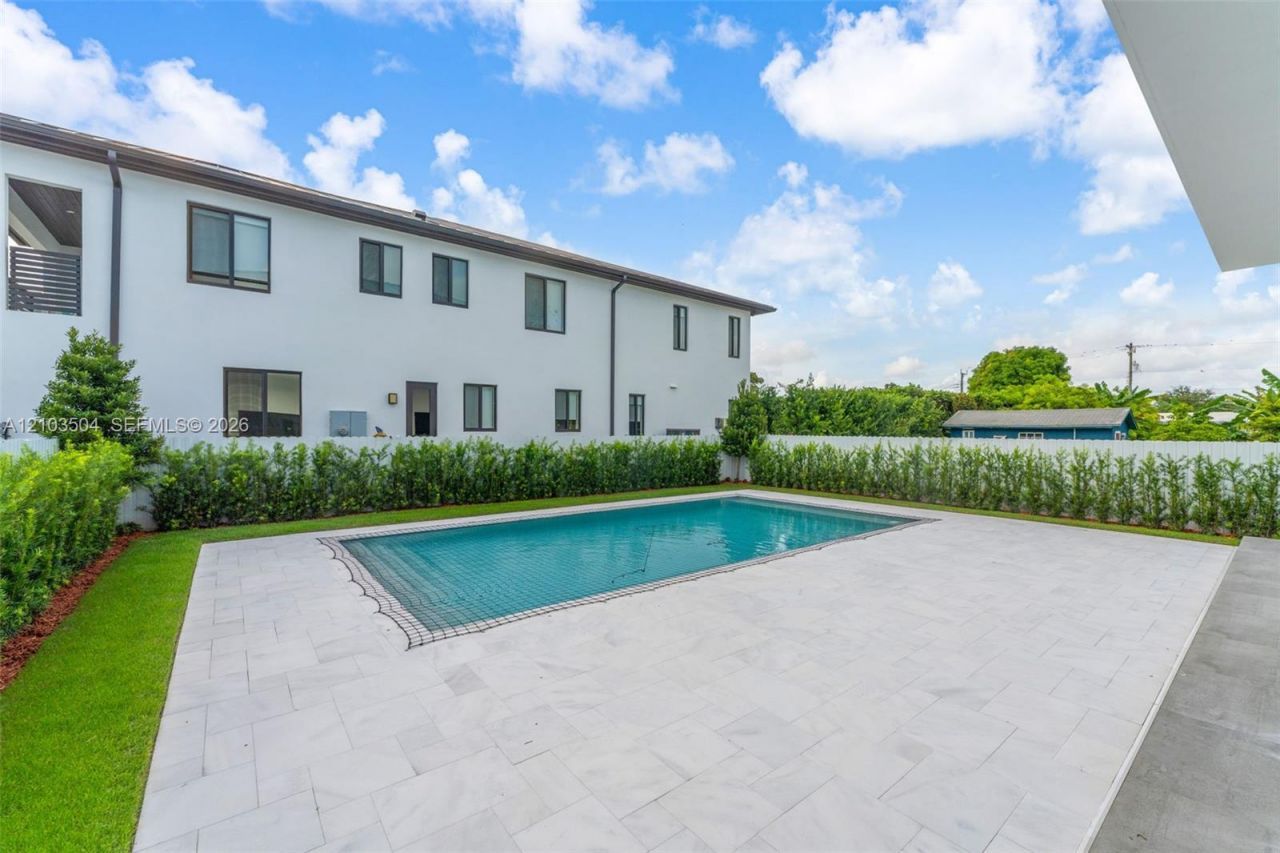 3236 SW 64th Ave , Miami, FL 33155 Photo