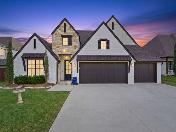 2952 E 141st Court S, Bixby, OK 74008