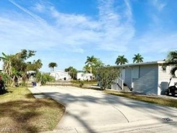 276 Bass LN , NAPLES, FL 34114