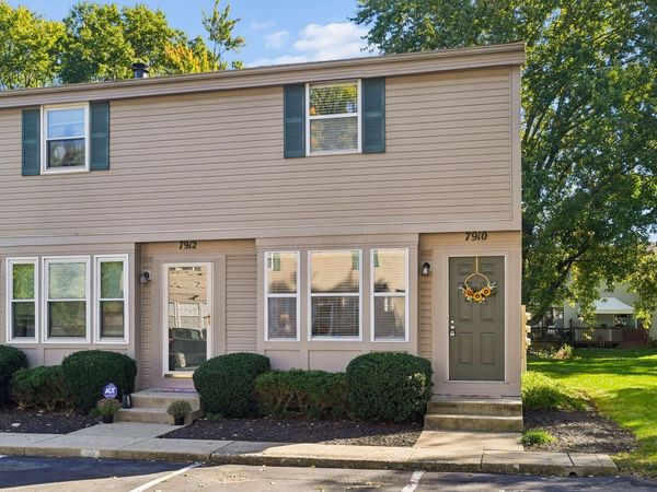 7910 Barkwood Drive , Unit 22F, Worthington, OH 43085
