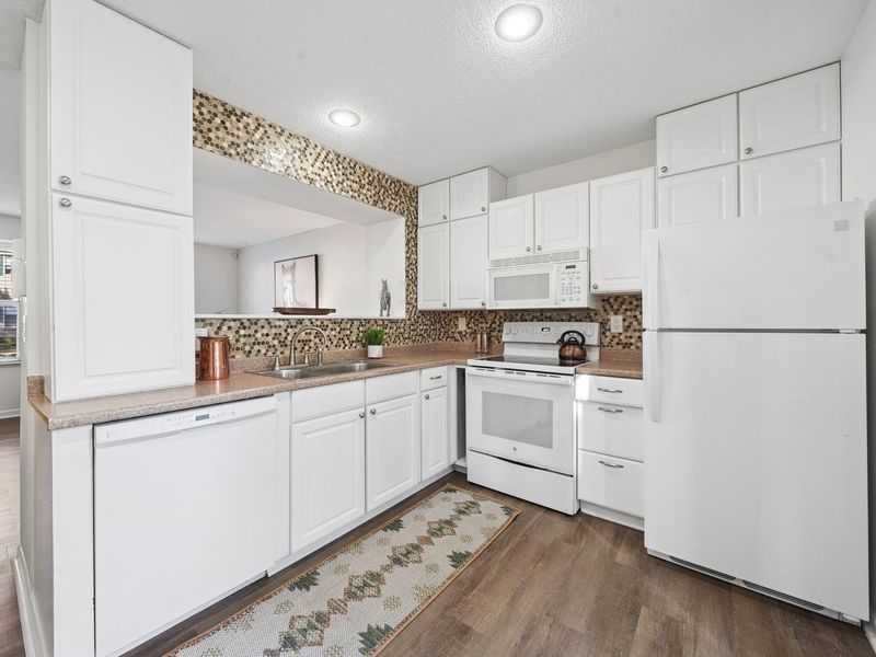 7910 Barkwood Drive , Unit 22F, Worthington, OH 43085 Photo 14