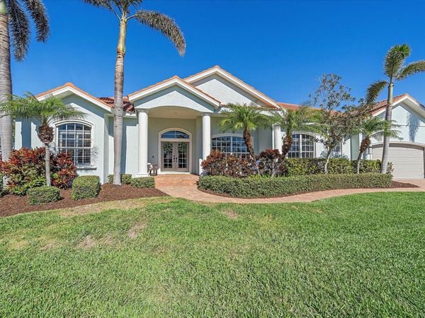 366 S CREEK COURT , OSPREY, FL 34229