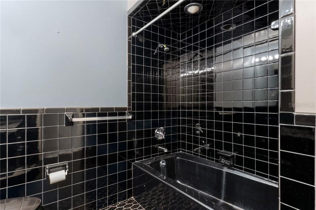 149 & 151 SE Paradise Point Road, Crystal River, FL 34429 Photo