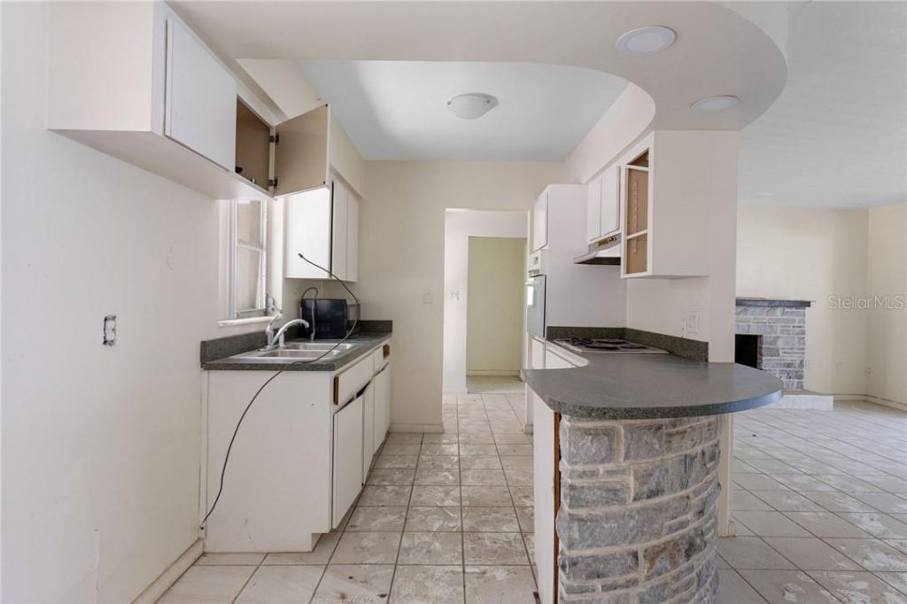 149 & 151 SE Paradise Point Road, Crystal River, FL 34429 Photo