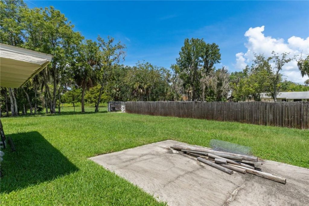 149 & 151 SE Paradise Point Road, Crystal River, FL 34429 Photo