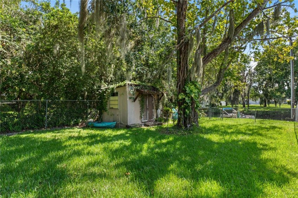 149 & 151 SE Paradise Point Road, Crystal River, FL 34429 Photo