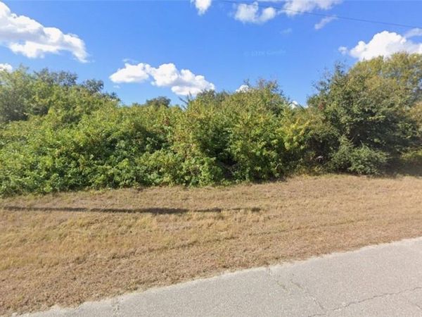 3014 Lancer ROAD , FL 33935